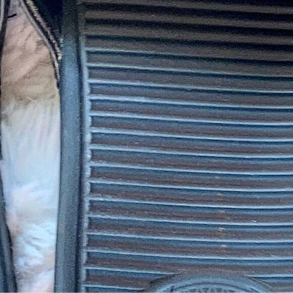 Sandalboyz Black Slides US Size 6 EUC - Picture 8 of 11